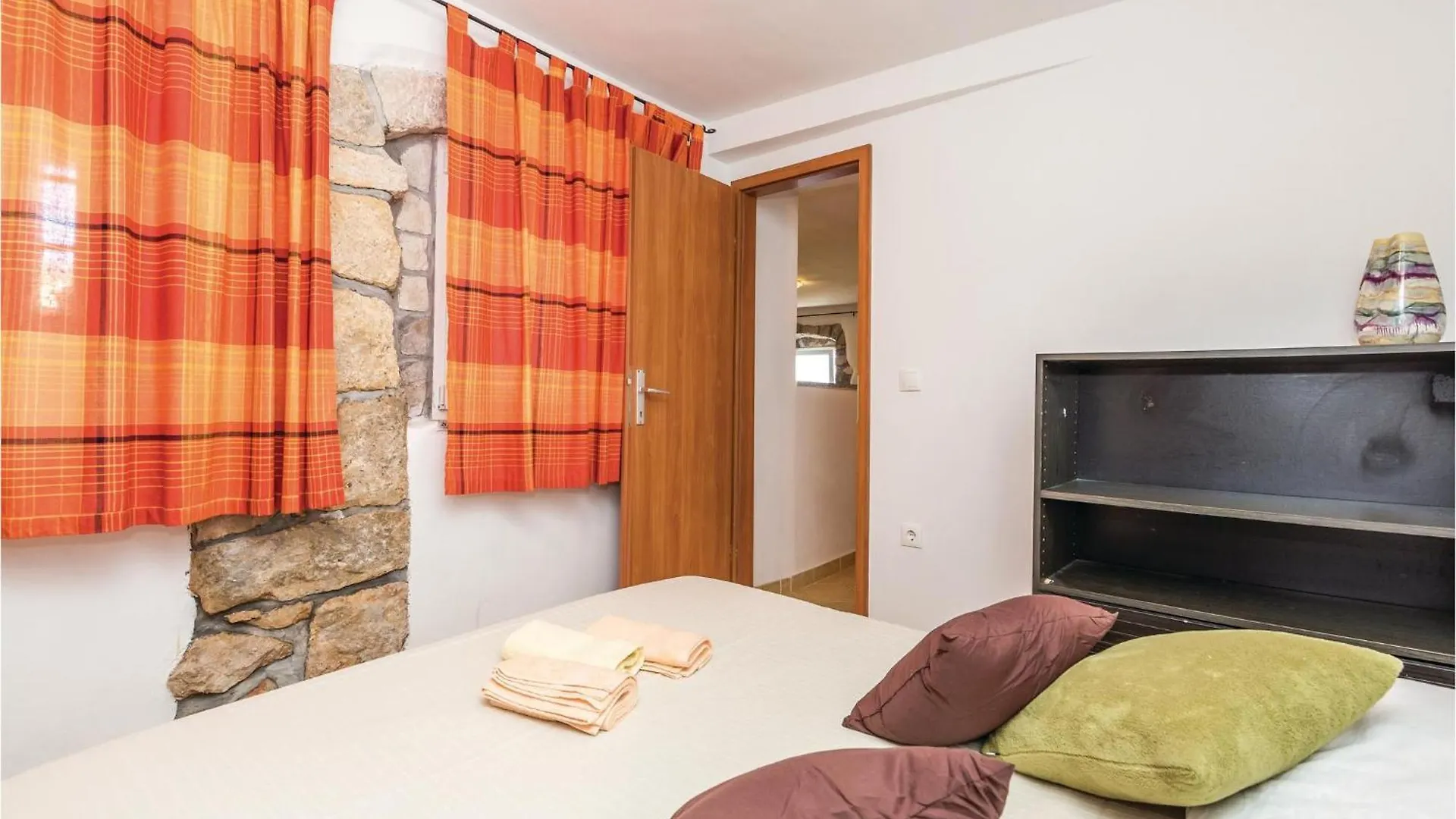 Awesome Home In Moscenicka Draga With Kitchen Holiday home
