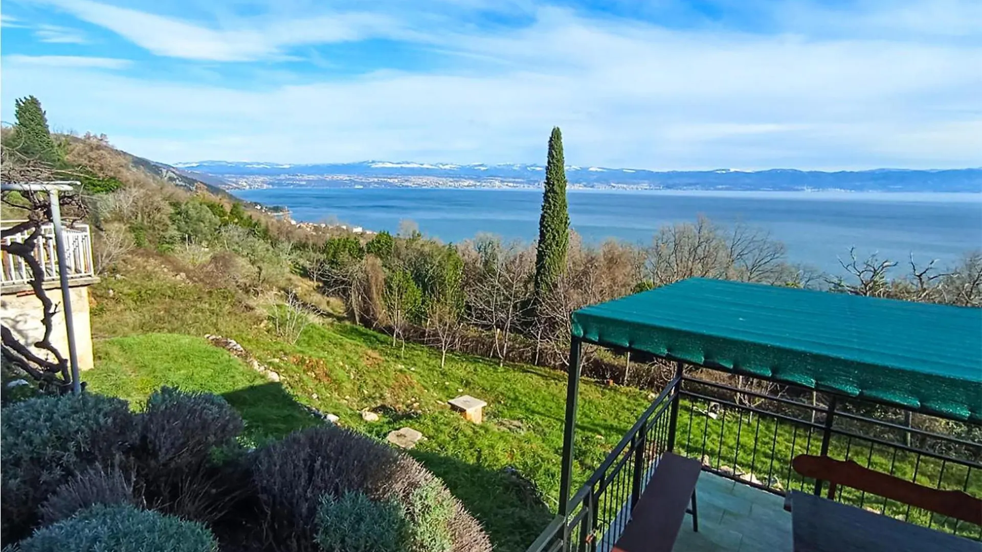 Awesome Home In Moscenicka Draga With Kitchen