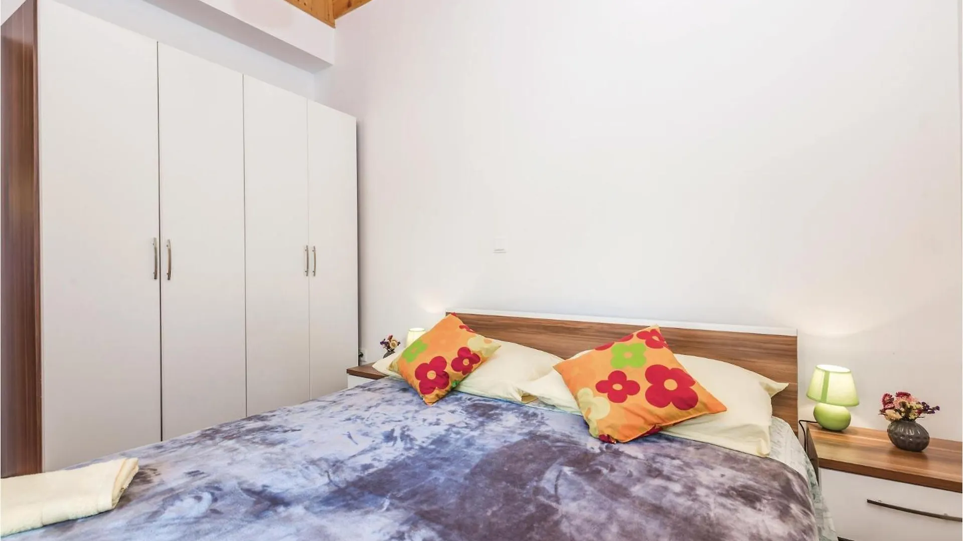 Holiday home Awesome Home In Moscenicka Draga With Kitchen