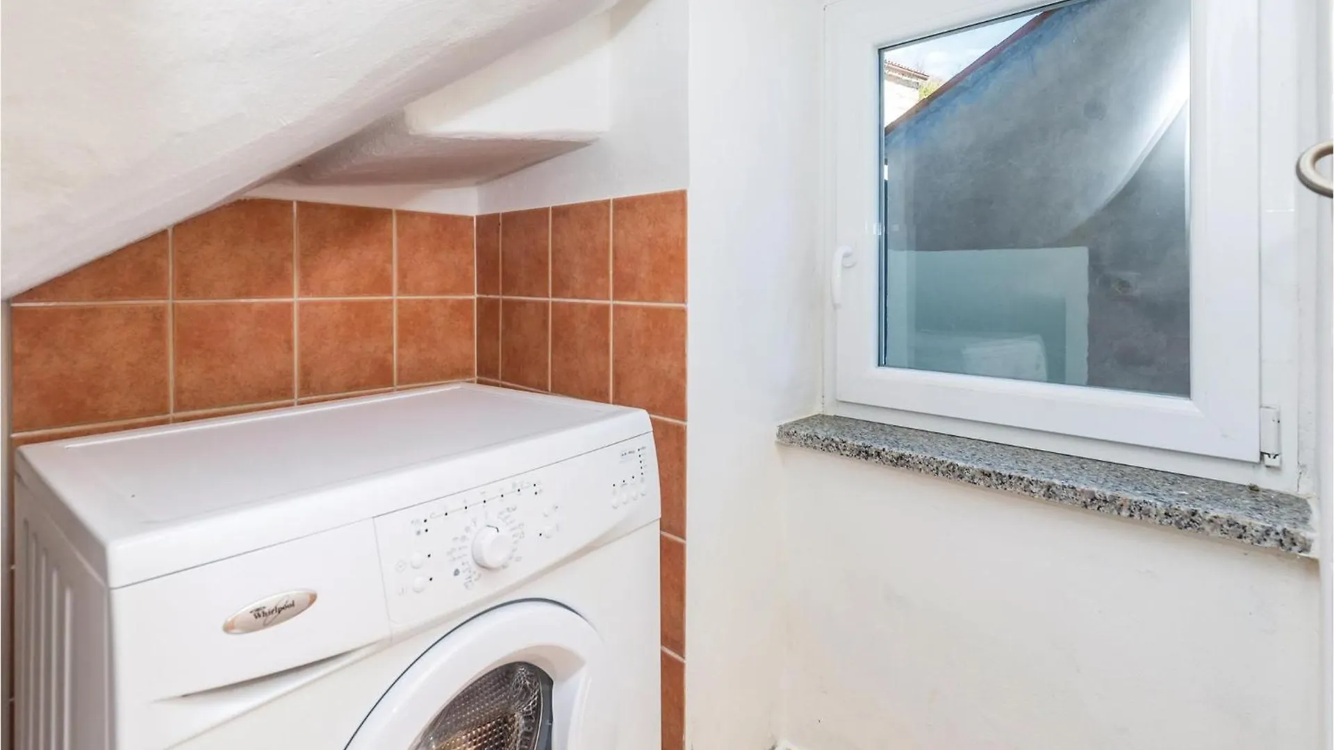 Awesome Home In Moscenicka Draga With Kitchen